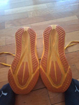 Asics Nova Blast 5 Naranja
