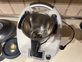 Thermomix TM5 con accesorios