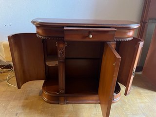 Mueble recibidor de madera