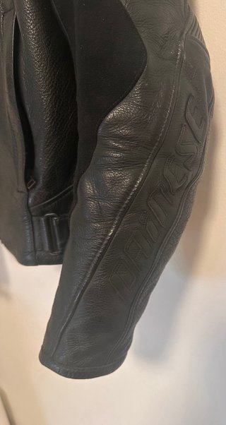 Chaqueta Moto Cuero Dainese Talla 50 Negra