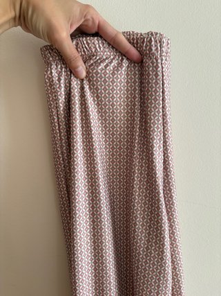 Pantalón ancho estampado rosa y blanco