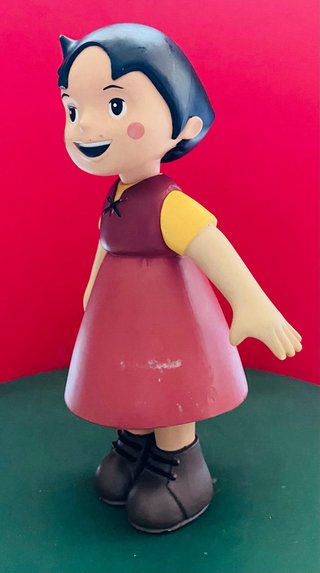 Figuras Heidi y Niebla