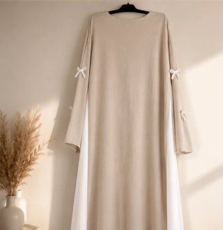 Vestido beige con lazos