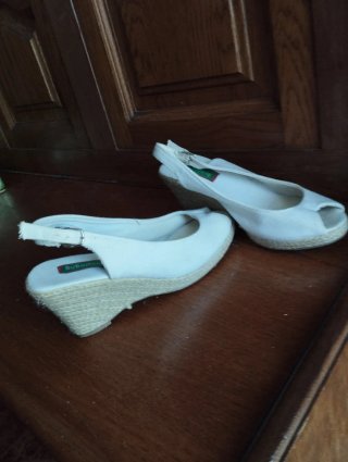 Zuecos esparto blancos verano