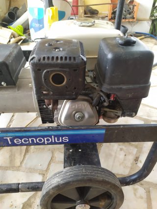 GENERADOR HONDA GX270 8,5 kVA TRIFÁSICO