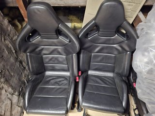 Asientos Deportivos Wingback Negros