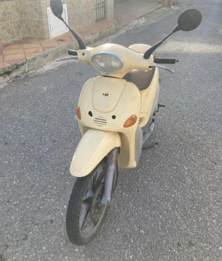Piaggio Liberty 125cc Scooter Beige/Marrón