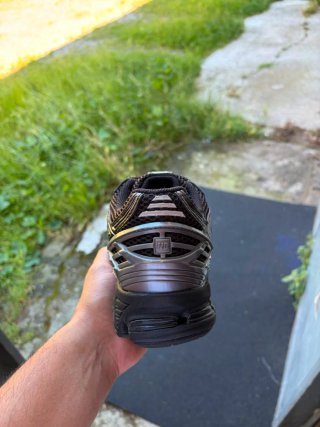 New Balance 1906r Nero/Argento