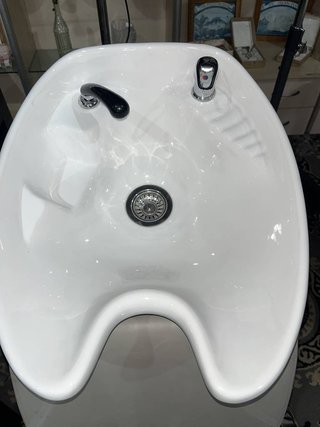 LAVACABEZAS CON SILLÓN