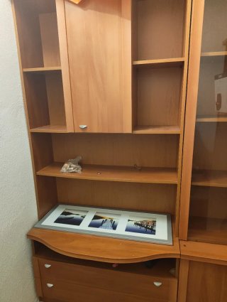 Mueble de salón de madera