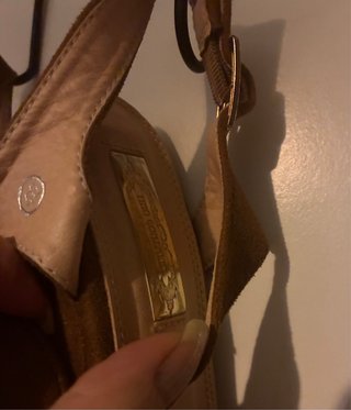 Sandalias de cuña abiertas para verano