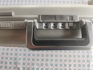 Zero Halliburton Plata
