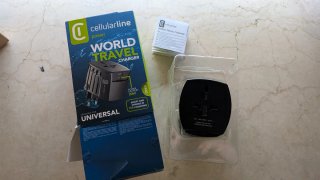 Adattatore Viaggio Universale Cellularline
