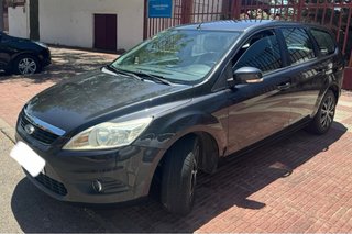 100.000 KILOEMTROS CERTIFICADOS Ford Focus 2010