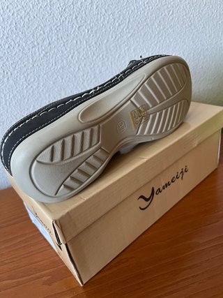 Sandalias Yameiji Negras y Doradas