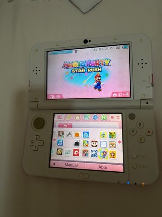 Nintendo 3DS XL Rosa con Cargador y funda.