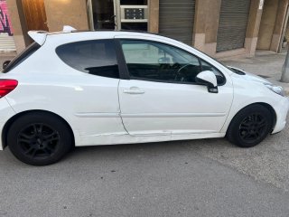Peugeot 207 2009