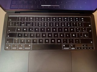MacBook Air M2