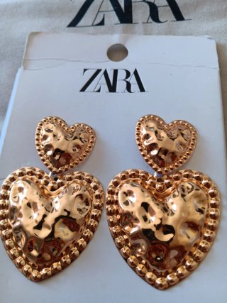 Pendientes Zara Corazón Dorados