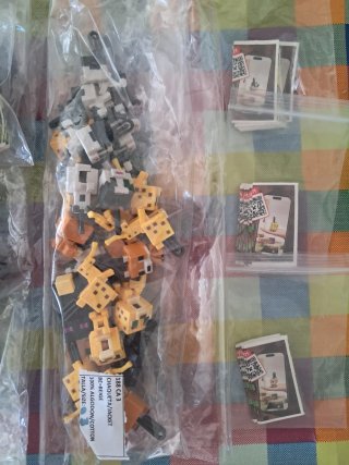 Gato, Zorro y Ocelote Minecraft Kinder Joy.