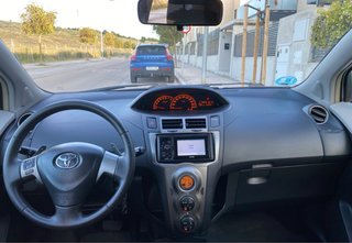 Toyota Yaris Connect 101CV Automático