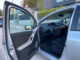 Toyota Yaris Connect 101CV Automático