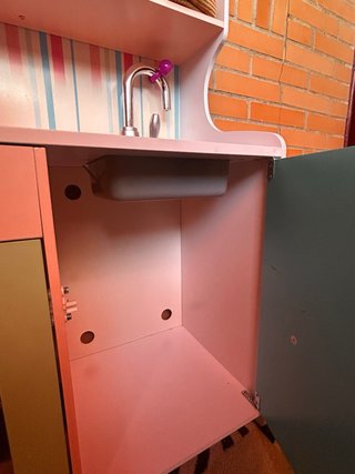 Cocinita de juguete con accesorios