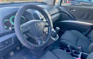 Toyota Corolla 2.2 D4d 136 cv 7 plazas