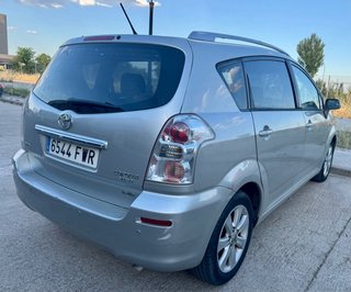 Toyota Corolla 2.2 D4d 136 cv 7 plazas