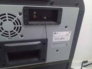 Altavoz Torre LG XBOOM 2000W