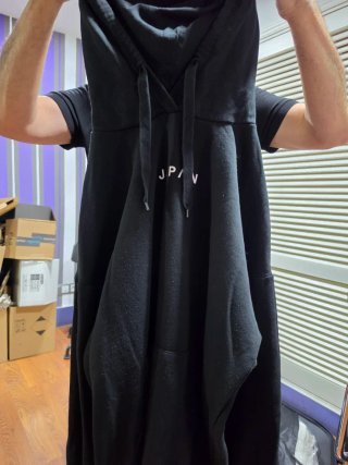 Sudadera Larga Negra con JAPAN