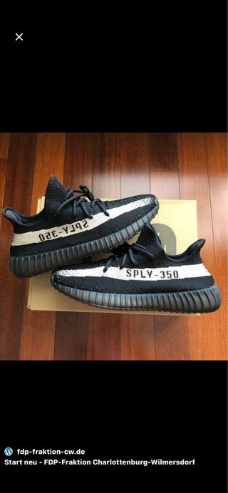 Adidas Yeezy Boost 350 V2 Oreo