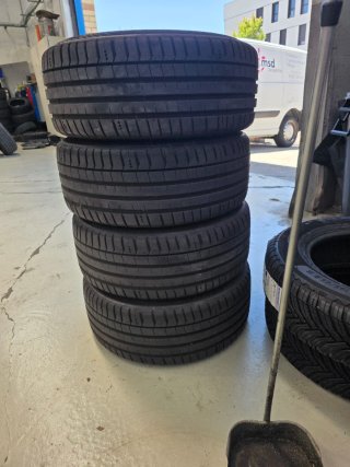 4 Neumáticos Michelin PS5 215/40 R18