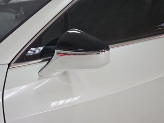 Lexus UX 2.0 300h UX Plus