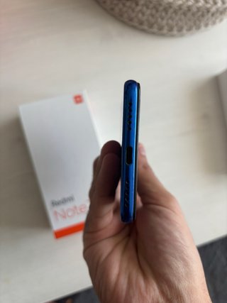 Xiaomi Redmi Note 7 (le falta botón pero funciona)