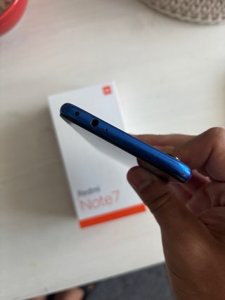Xiaomi Redmi Note 7 (le falta botón pero funciona)