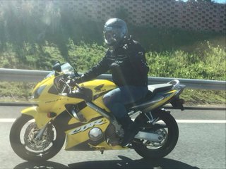 Urge venta! Honda CBR 600 F 2007 Amarilla