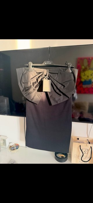 Abito tubino nero corto con fiocco mini vestito