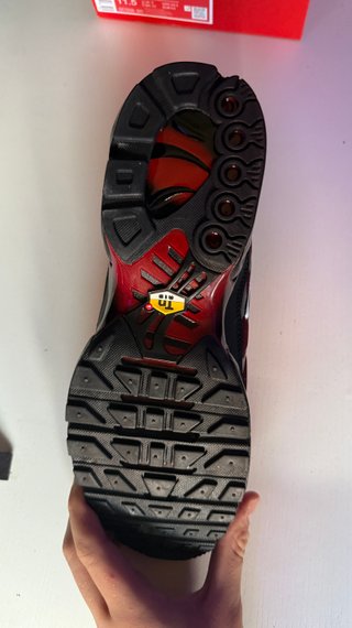 Nike TN Rosse e Nere Taglia 44