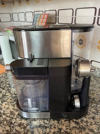 Cafetera Eléctrica KOENIC Buen Estado