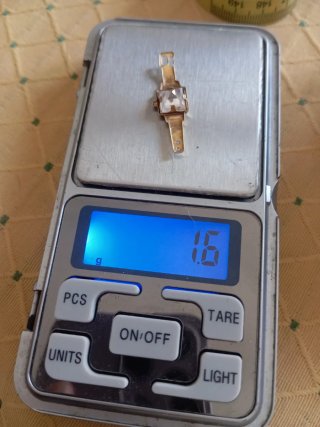 Ciondolo oro 18 kt zaffiro bianco