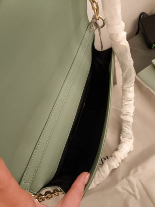 Borsa a tracolla Trussardi verde con dettagli oro