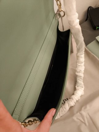 Borsa a tracolla Trussardi verde con dettagli oro