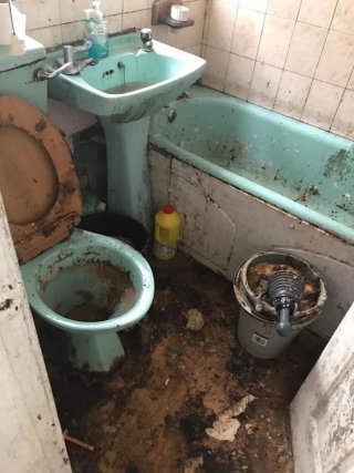 VACIADOS DE PISOS, LONJAS, TRASTEROS Y MÁS