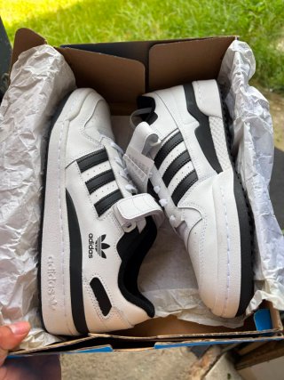 Adidas Forum Low Bianche e Nere