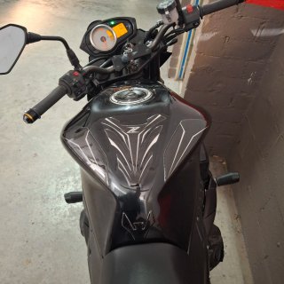 Kawasaki Z750 Naked Negra