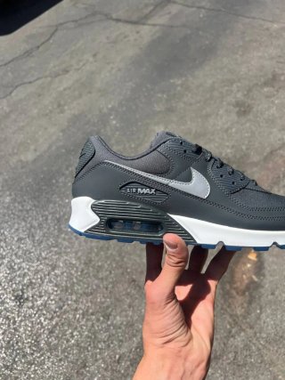 Nike Air Max 90