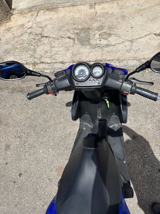 Yamaha Aerox 50cc Scooter Azul