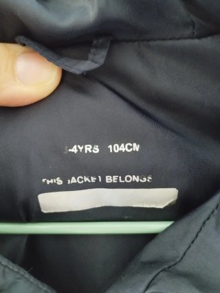 Chaqueta niño negra y roja