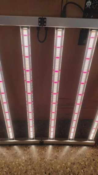 Vendo 2 Luminarias LED Agrolite QB 730W Con Garan